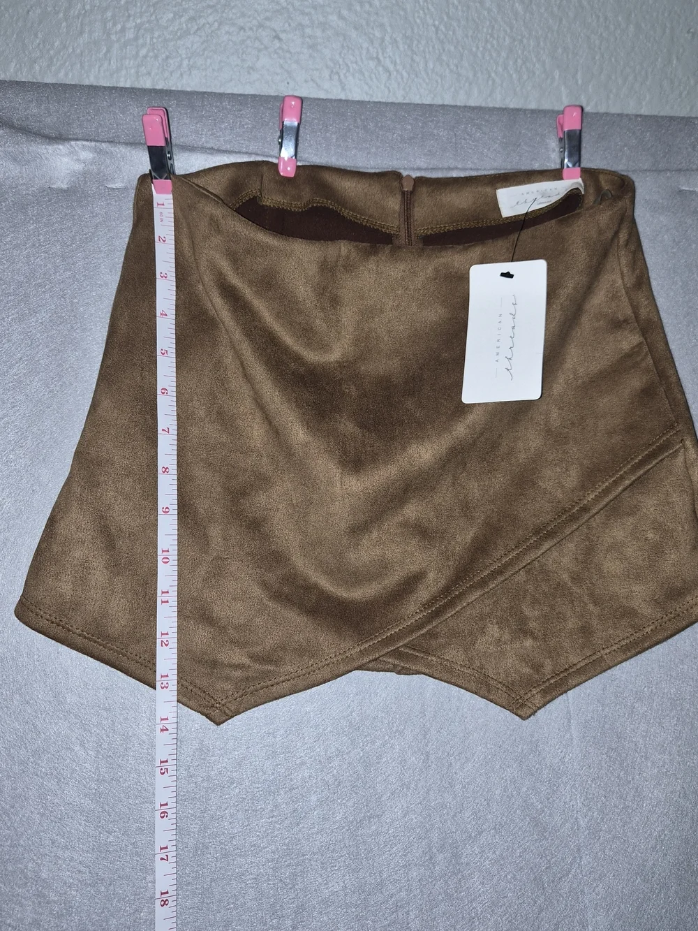 American Threads Brown Faux Suede Wrap Skort – Size Medium – NWT